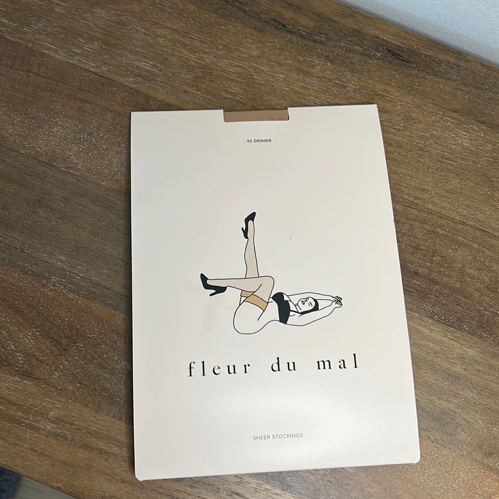 Fleur du Mal. NWOT. Tan Thigh high size Small. 10 Denier